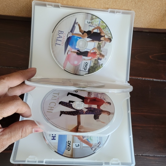 The 5-Day Workout 5 DVD Set of diff full length workouts - Picture 6 of 7